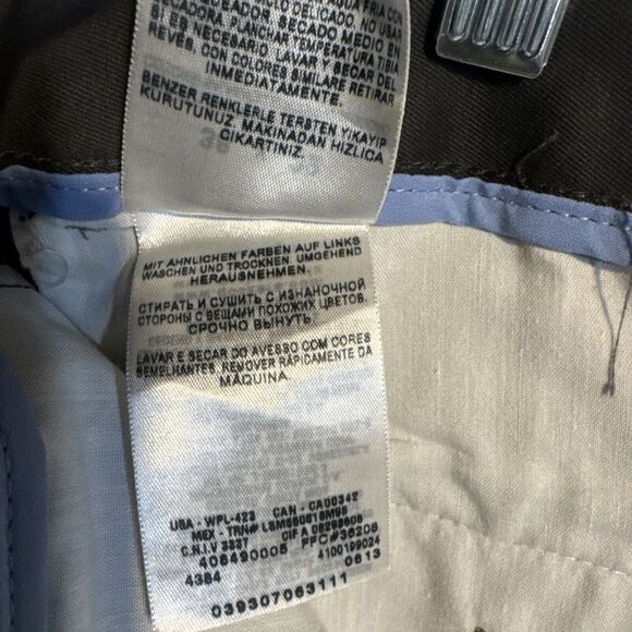 Dockers Classic Fit Signature Khaki Pants‎ Mens 38x32 D3 Pleated Gray - Picture 7 of 13